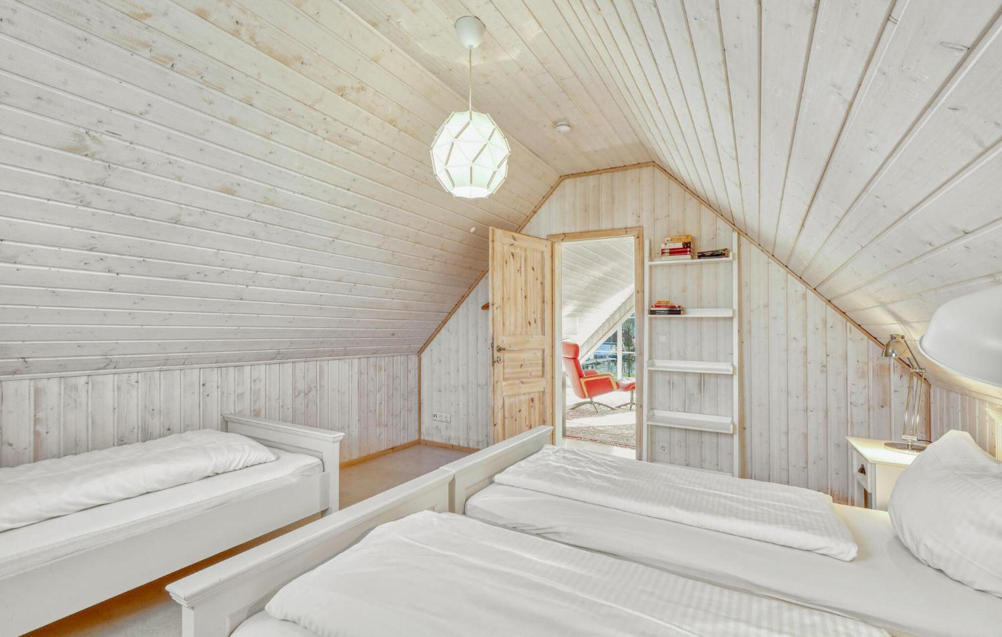 Two-Bedroom Holiday Home in Zerpenschleuse Buitenkant foto