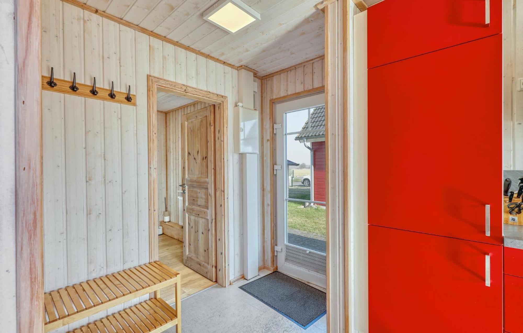 Two-Bedroom Holiday Home in Zerpenschleuse Buitenkant foto